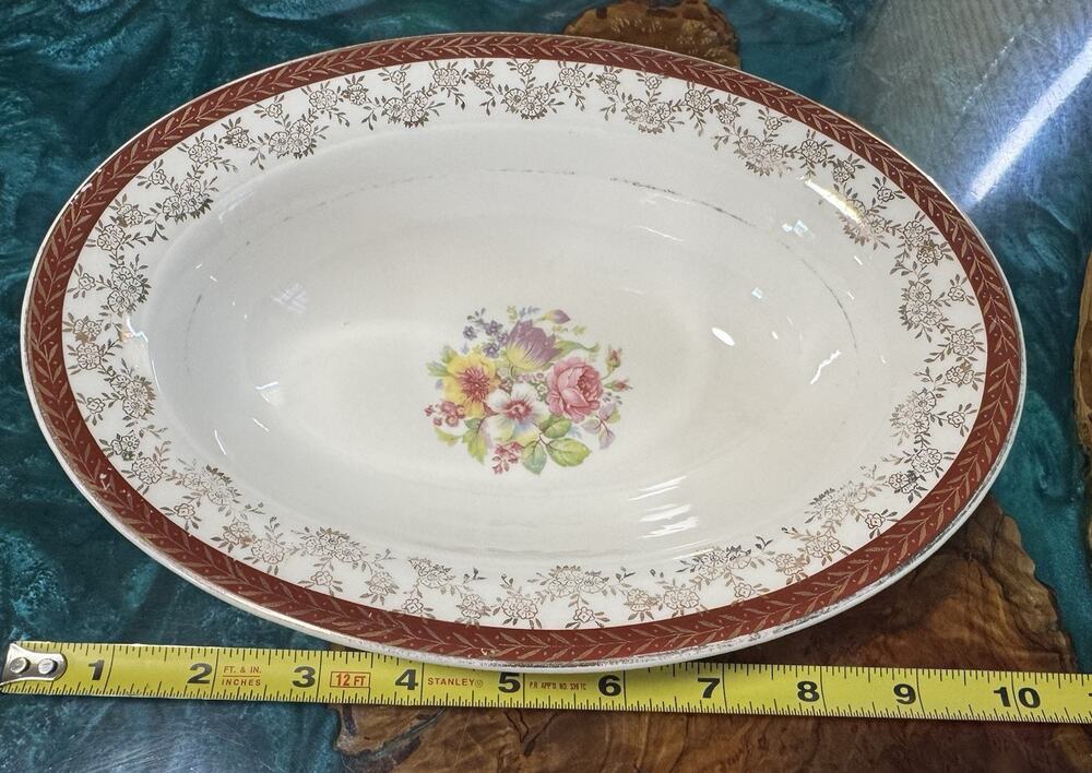 Stetson STT24-9.25 Inch Vegetable Bowl 22K Gold Filagree-Maroon Border-Floral